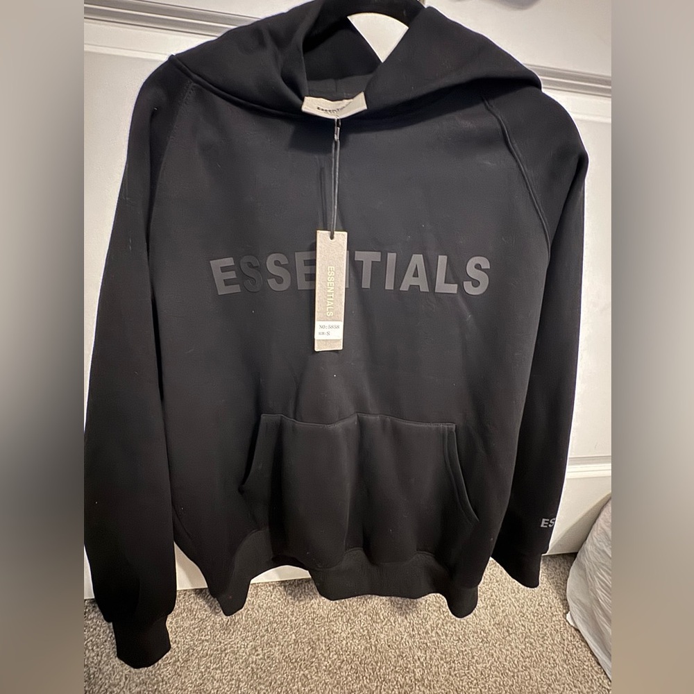 Essentials hoodie size adult small